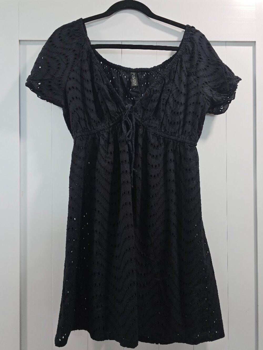 La Blanca Eyelet Cover Up Dress Black Tie Front Babydoll Swim Size M